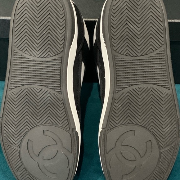 SOLD- Chanel Sneakers Sz.38 - Picture 6 of 6